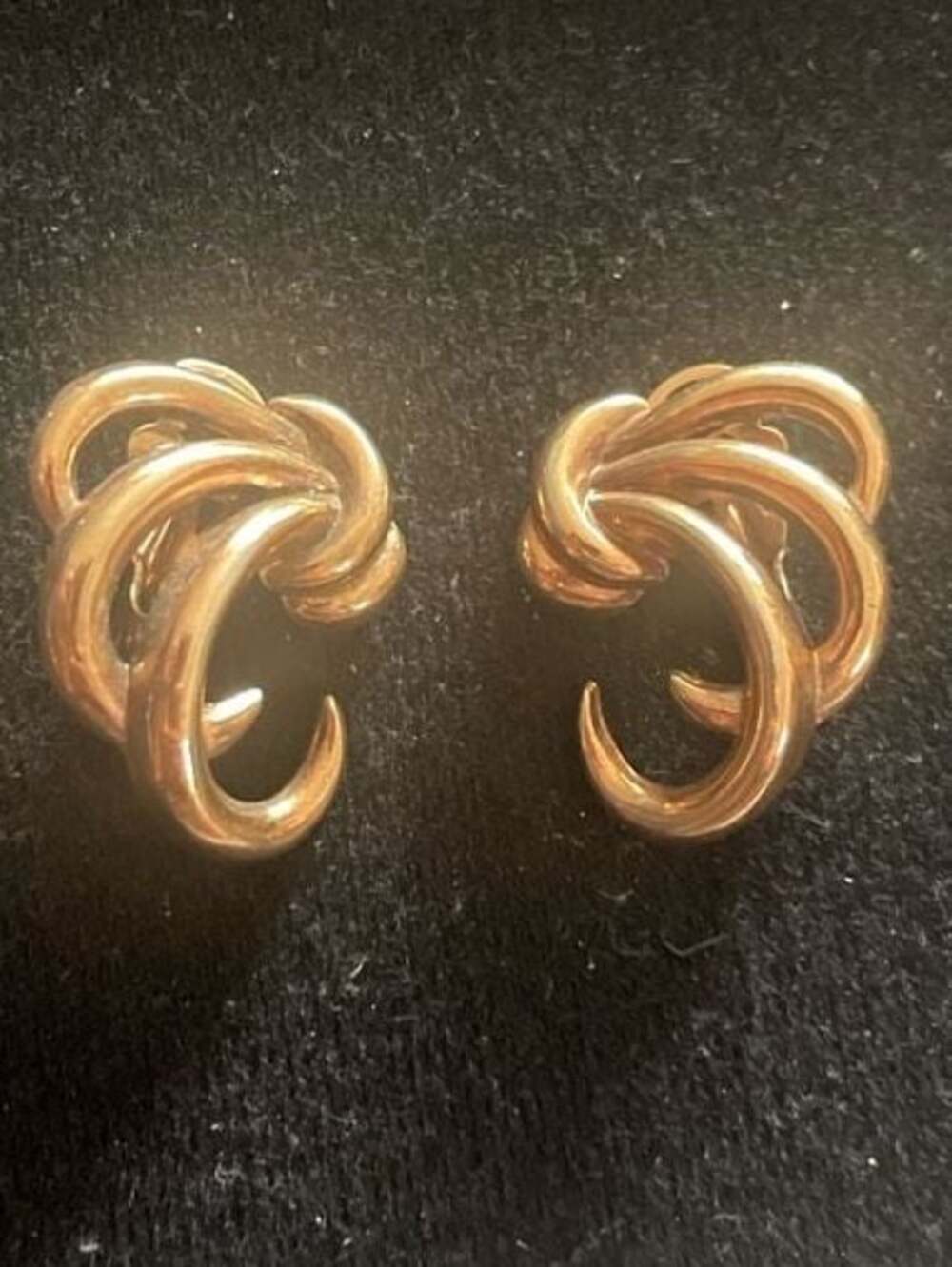 Vintage Trifari Gold Tone Abstract Knot Swirl Clip-On Earrings